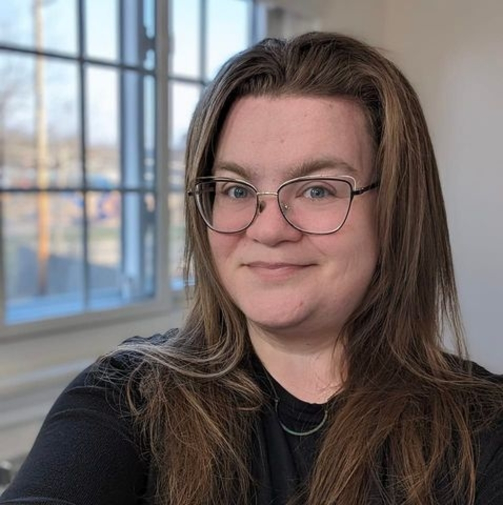 Meet your Posher, Wendy